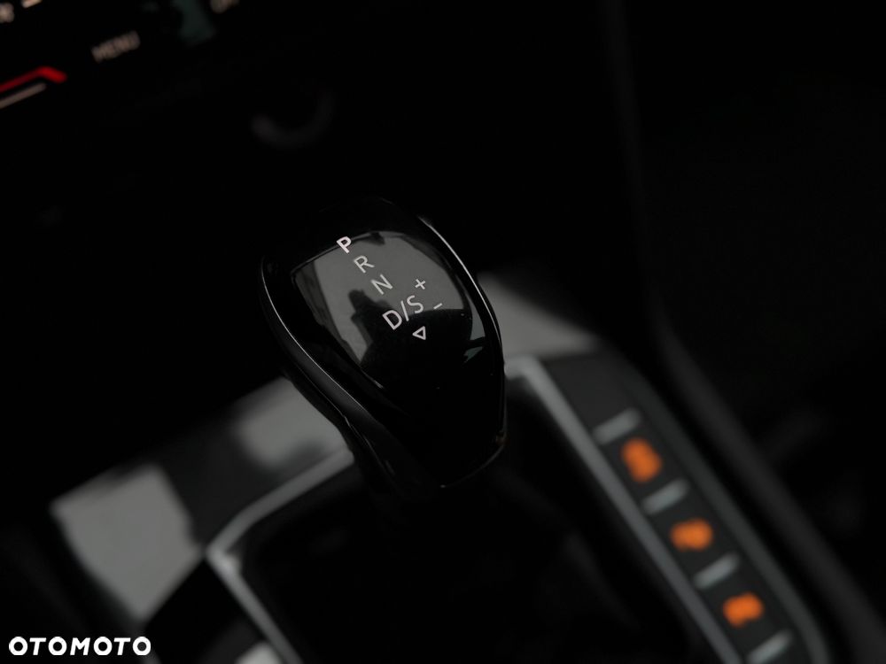 Volkswagen Tiguan 2.0 TDI SCR DSG Elegance - 27