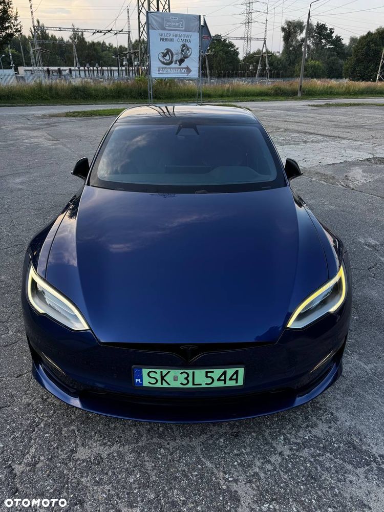 Tesla Model S - 2