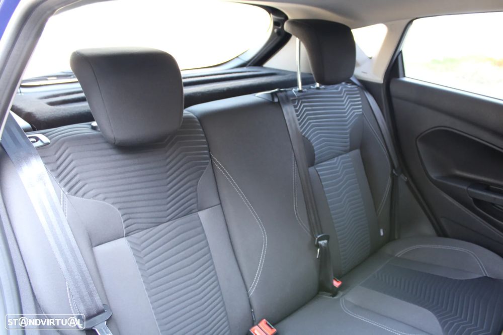 Ford Fiesta 1.0 T EcoBoost Titanium PowerShift - 14