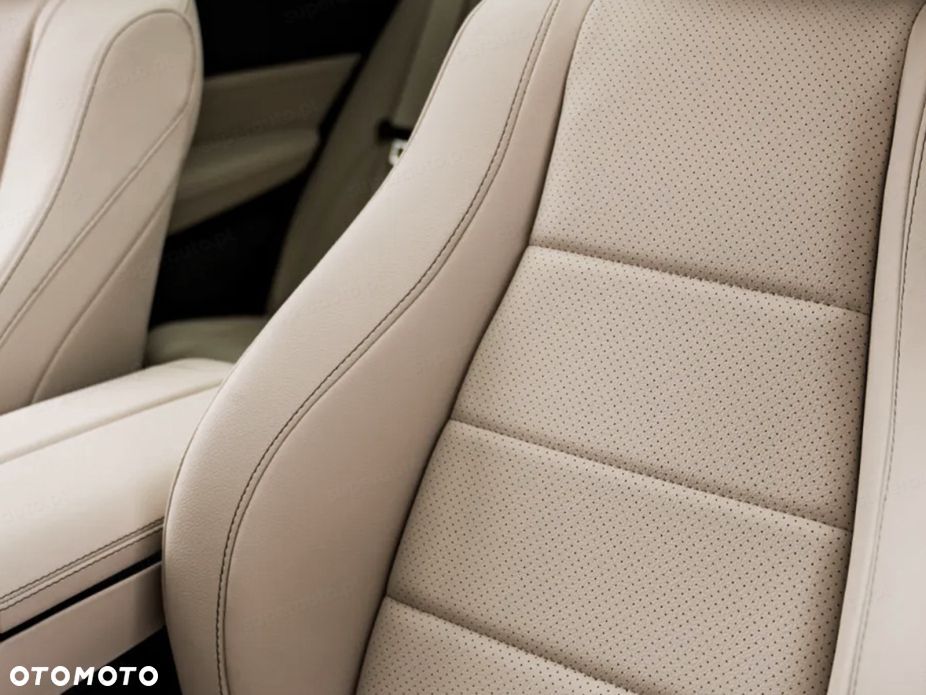 Mercedes-Benz GLE 300 d mHEV 4-Matic AMG Line - 9