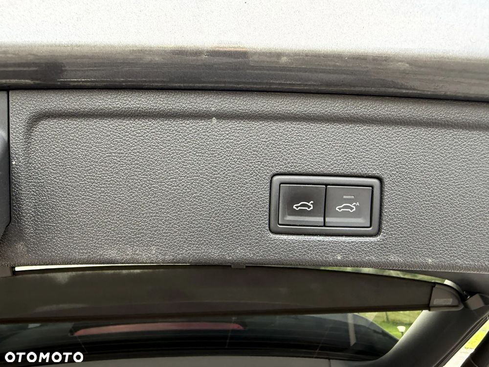 Volkswagen Touareg 3.0 V6 TDI SCR 4Mot - 13
