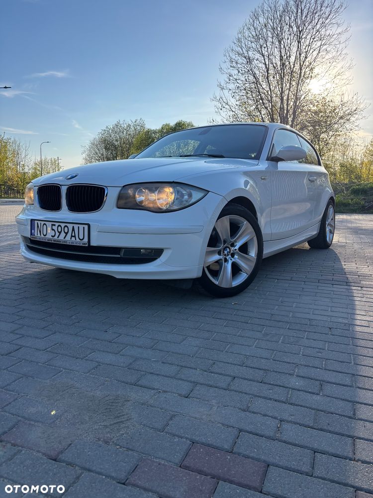 BMW Seria 1 - 22