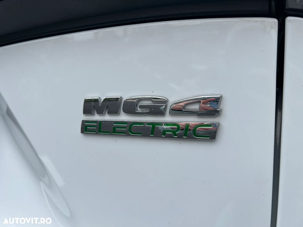 MG MG4 EV 51 kWh Explore - 17