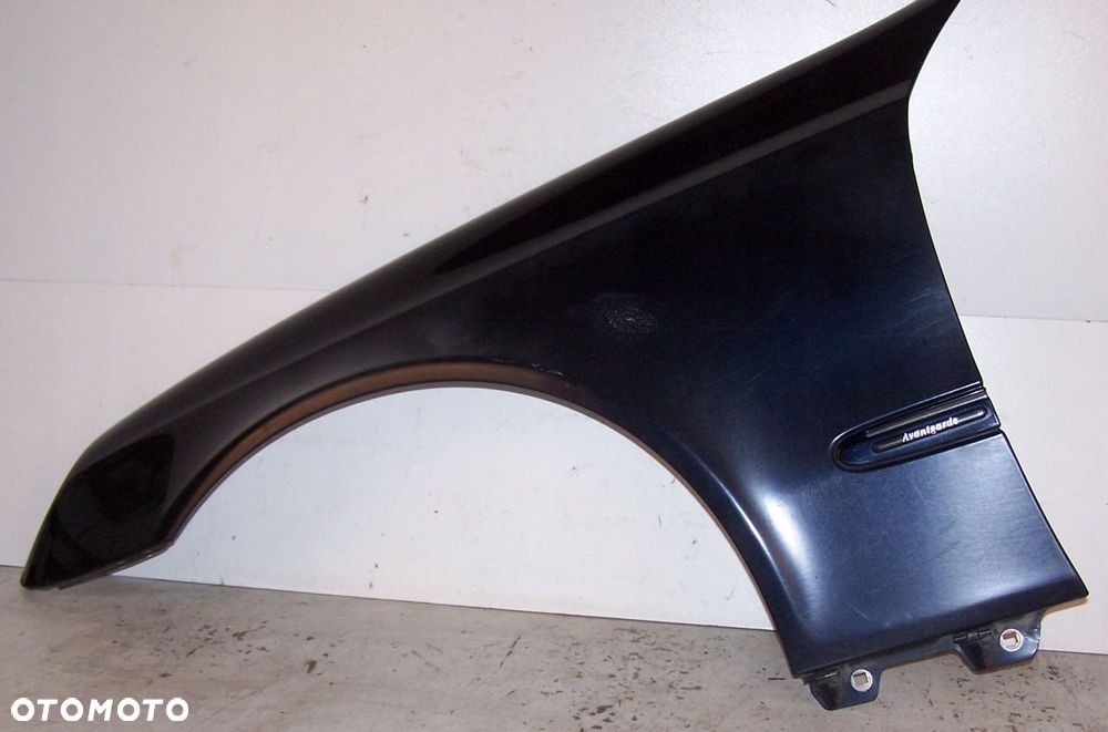 MERCEDES E-KLASA W211 BŁOTNIK PRZEDNI LEWY C359 - 1