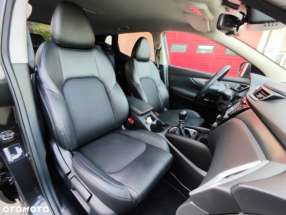 Nissan Qashqai 1.6 DIG-T Tekna - 18