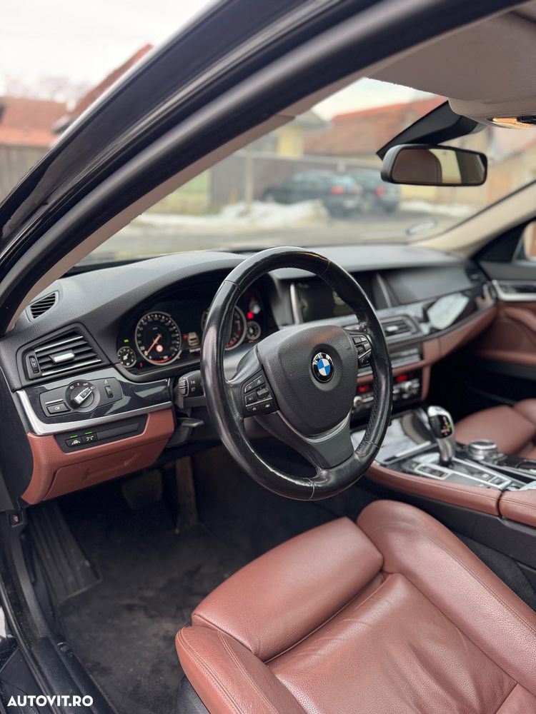 BMW Seria 5 520d Aut. Luxury Line - 5