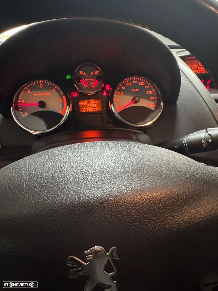 Peugeot 207 1.4 HDi Sport - 5