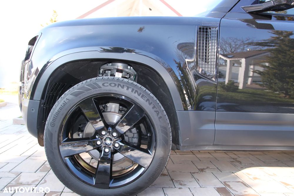 Land Rover Defender 110 3.0D 250 MHEV Hard Top X-Dynamic SE - 8