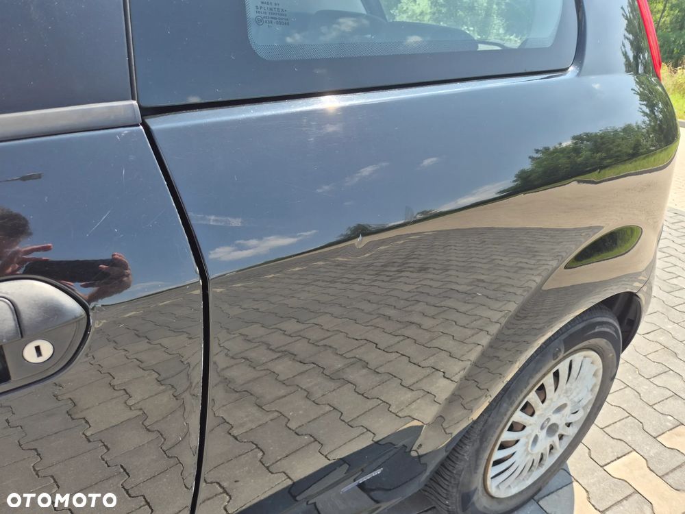 Fiat Grande Punto - 4