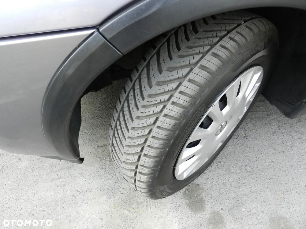 Opel Corsa 1.2 16V Cosmo - 16