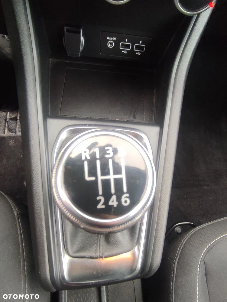 Renault Captur TCe 100 BUSINESS EDITION - 20