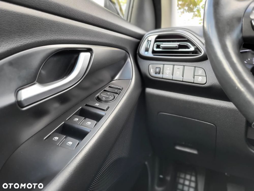 Hyundai i30 1.5 T-GDI 48V Comfort - 15