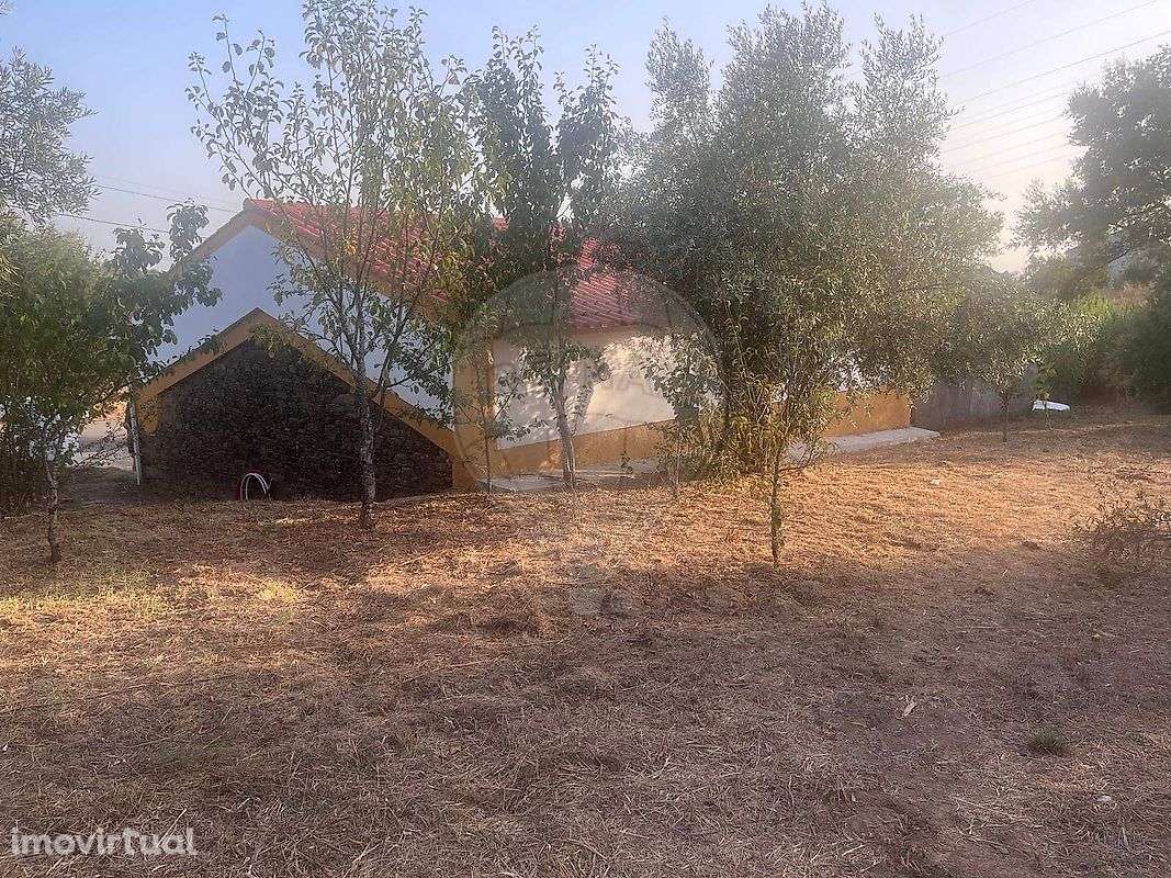 Moradia T2 para venda - Grande imagem: 2/33