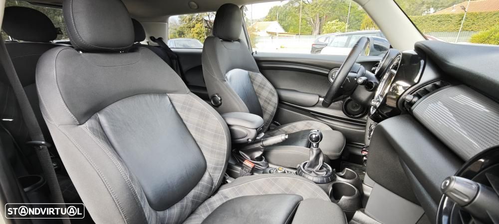 MINI 3 Portas Cooper D - 29