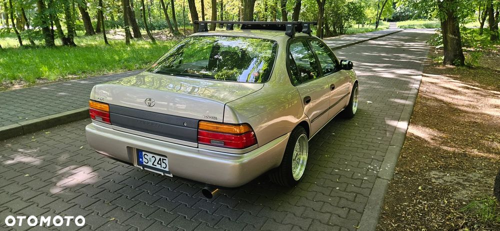 Toyota Corolla - 7
