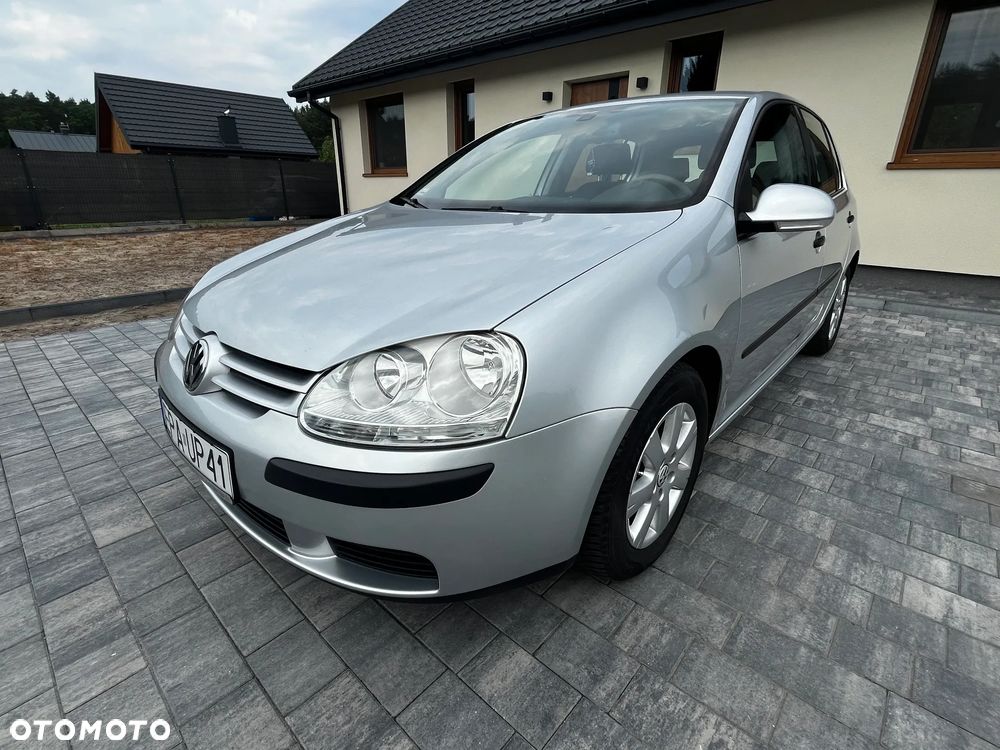 Volkswagen Golf 1.6 Comfortline - 11
