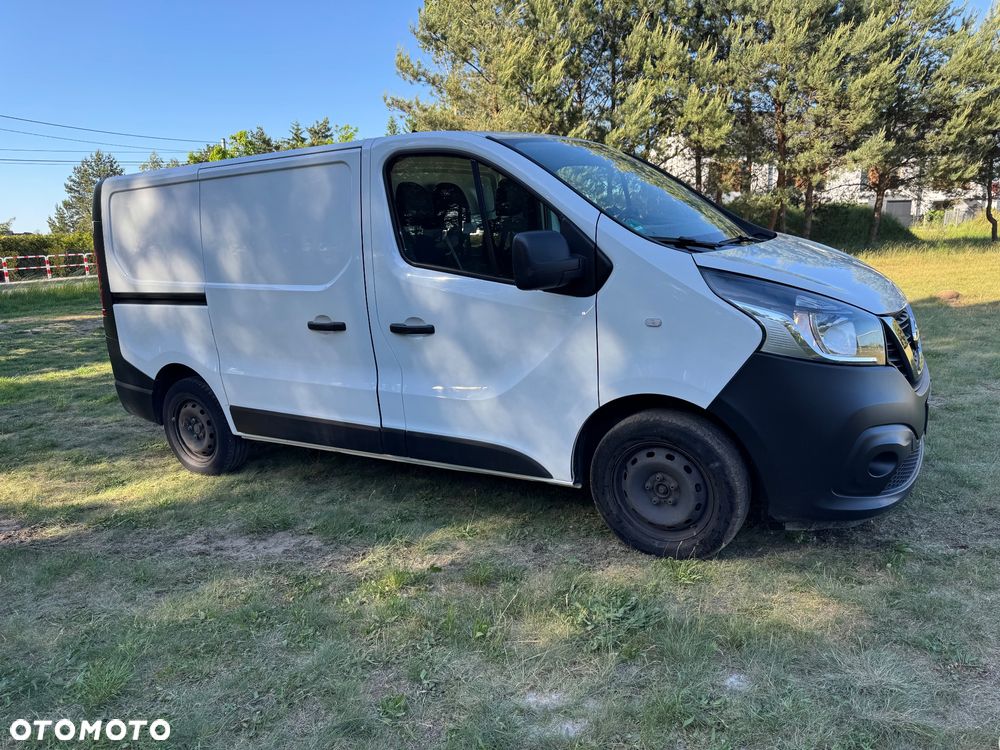 Nissan NV 300 - 5