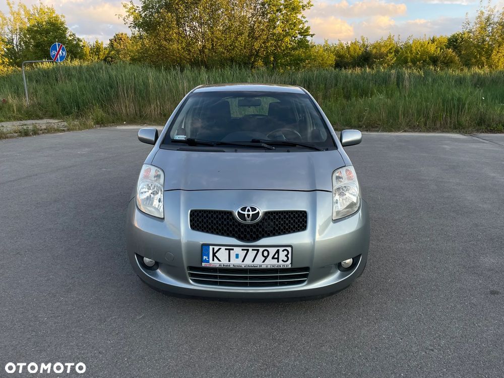 Toyota Yaris 1.3 Luna - 2