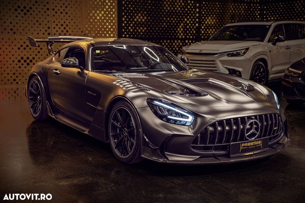 Mercedes-Benz AMG GT - 3