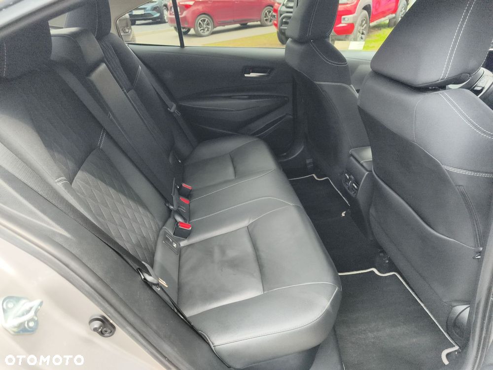 Toyota Corolla 1.8 Hybrid Executive - 10