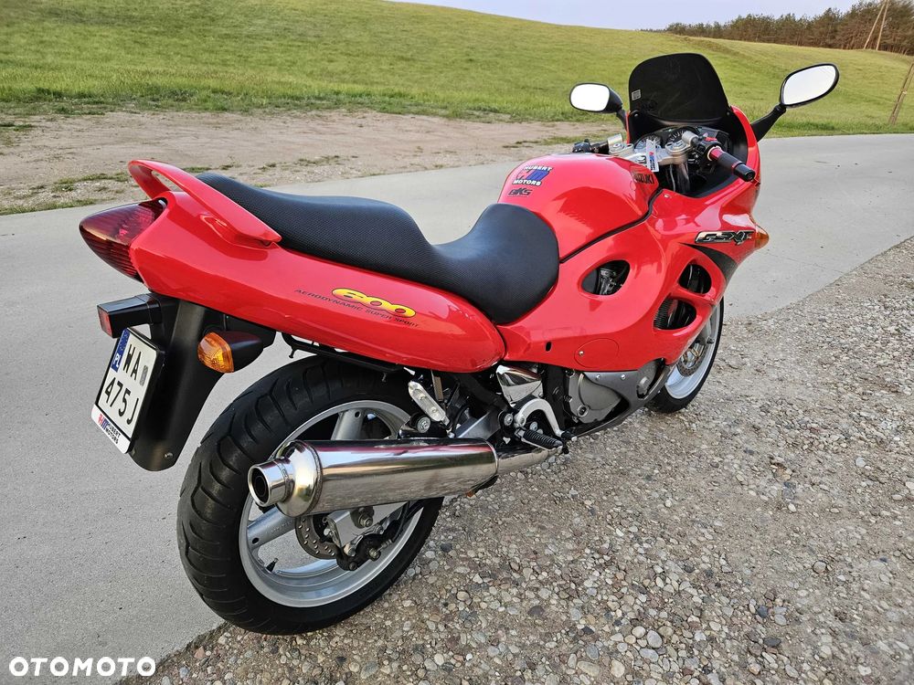 Suzuki GSX - 4