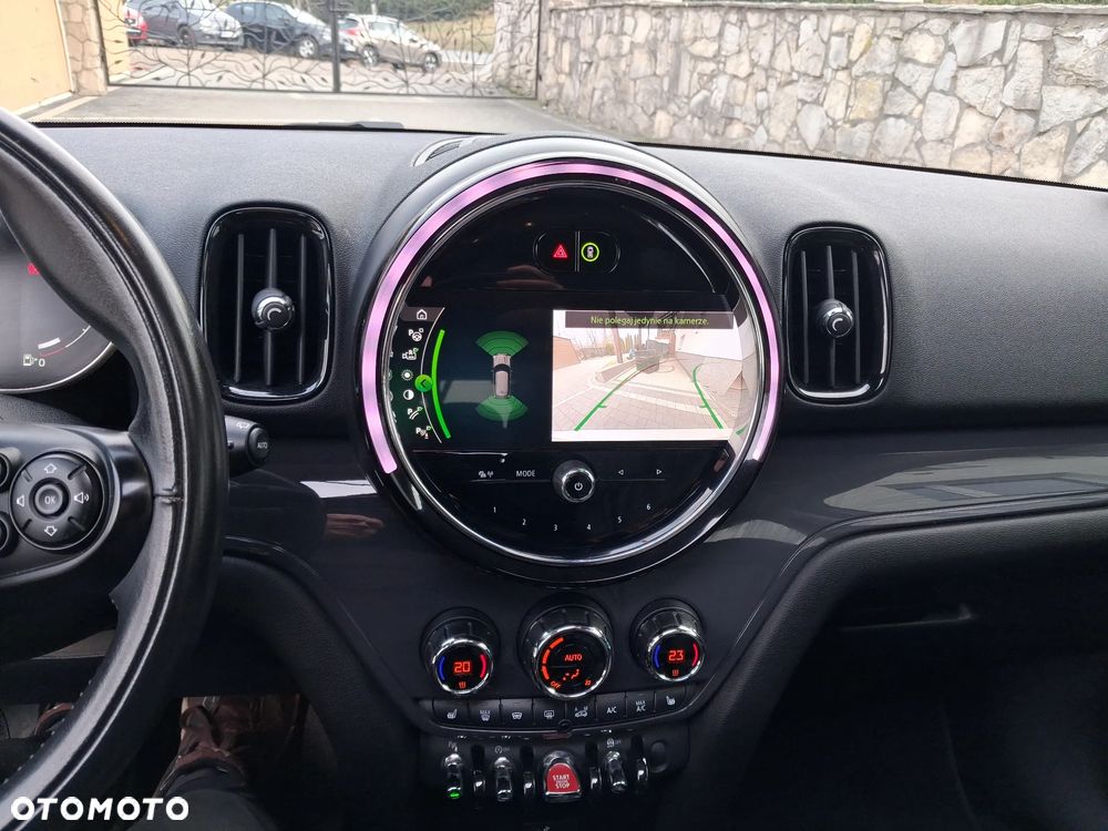 MINI Countryman - 16