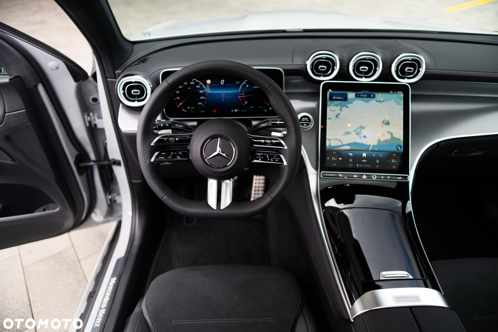 Mercedes-Benz GLC - 14