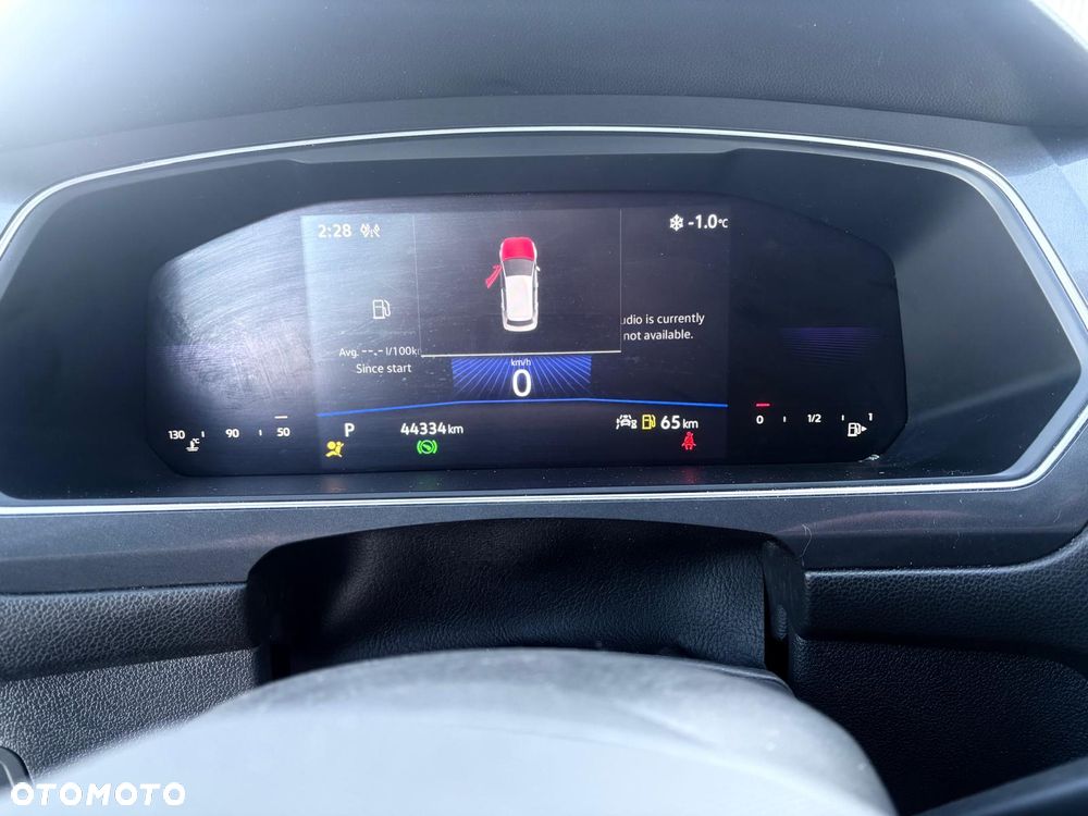 Volkswagen Tiguan - 17