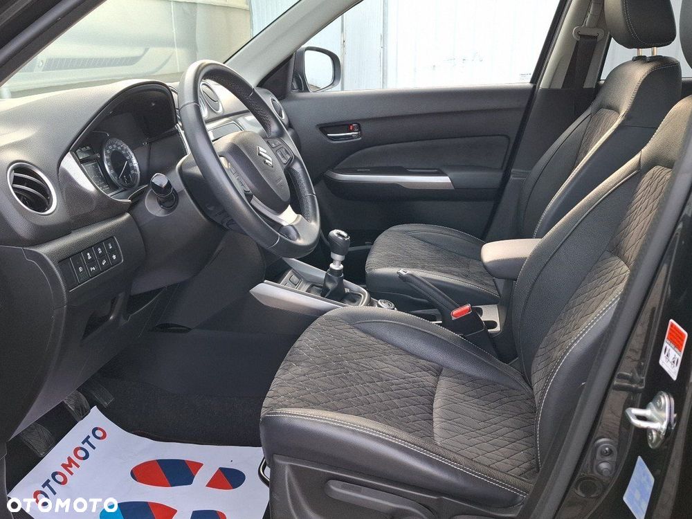 Suzuki Vitara - 11