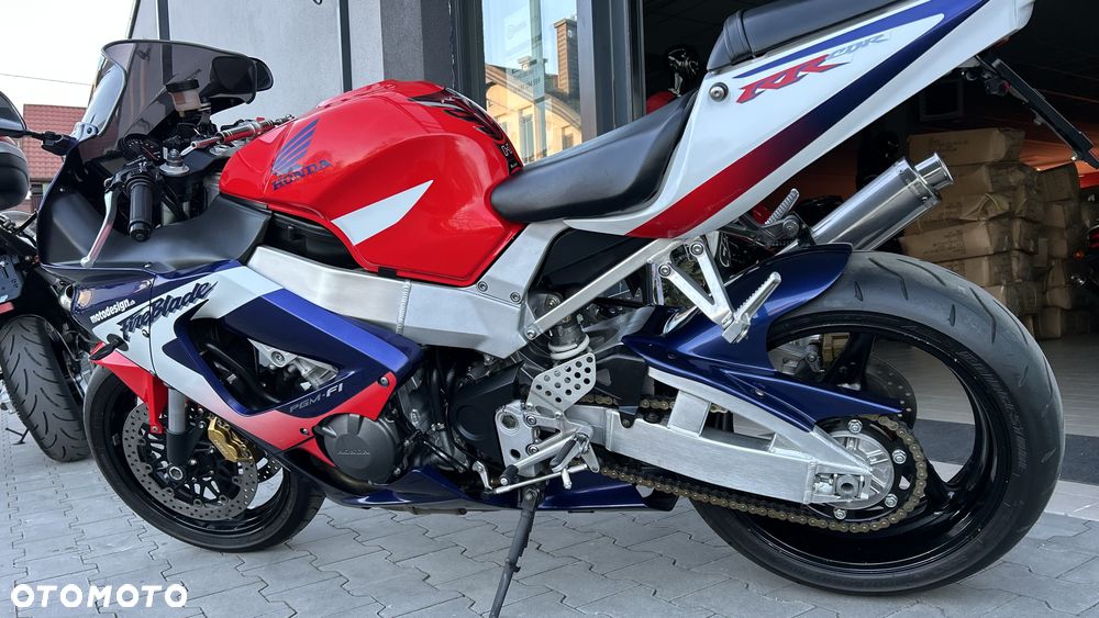 Honda CBR - 36