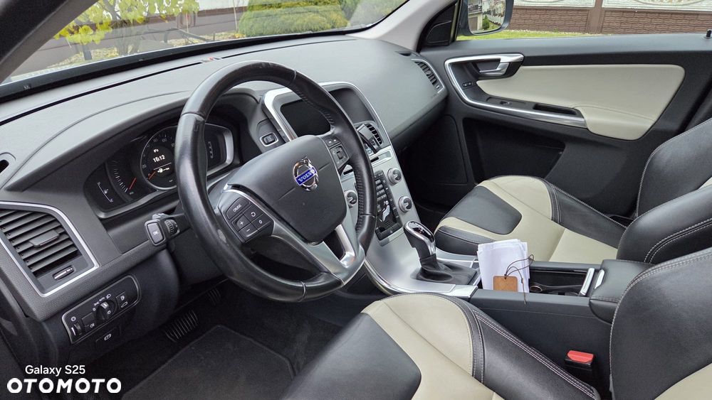 Volvo XC 60 T5 Geartronic Momentum - 8