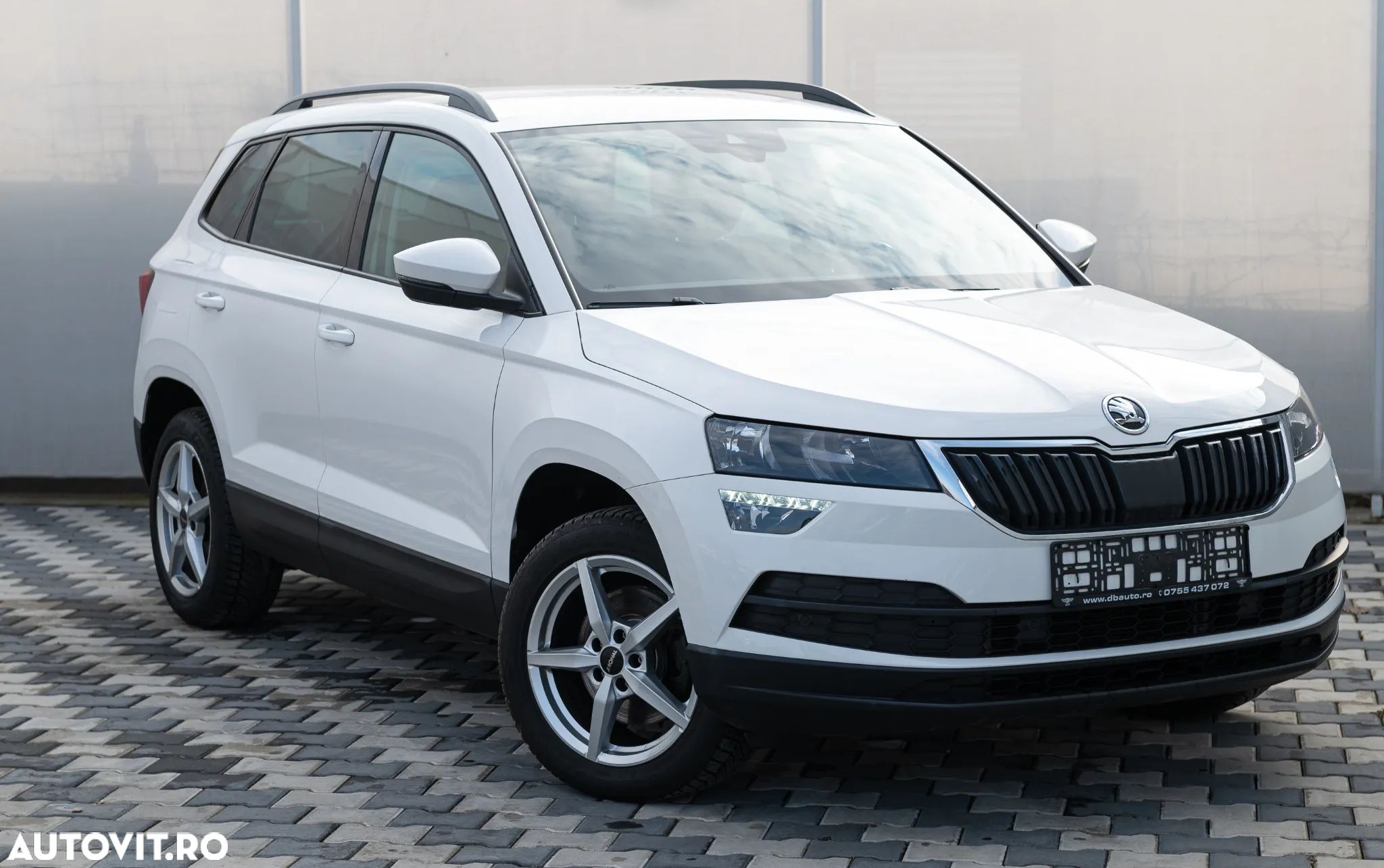 Skoda Karoq 2.0 TDI 4X4 DSG Ambition - 1