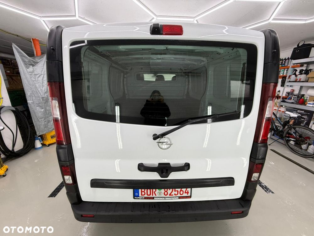 Opel Vivaro-B - 12
