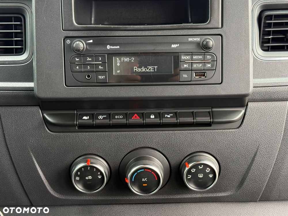 Renault Master - 24