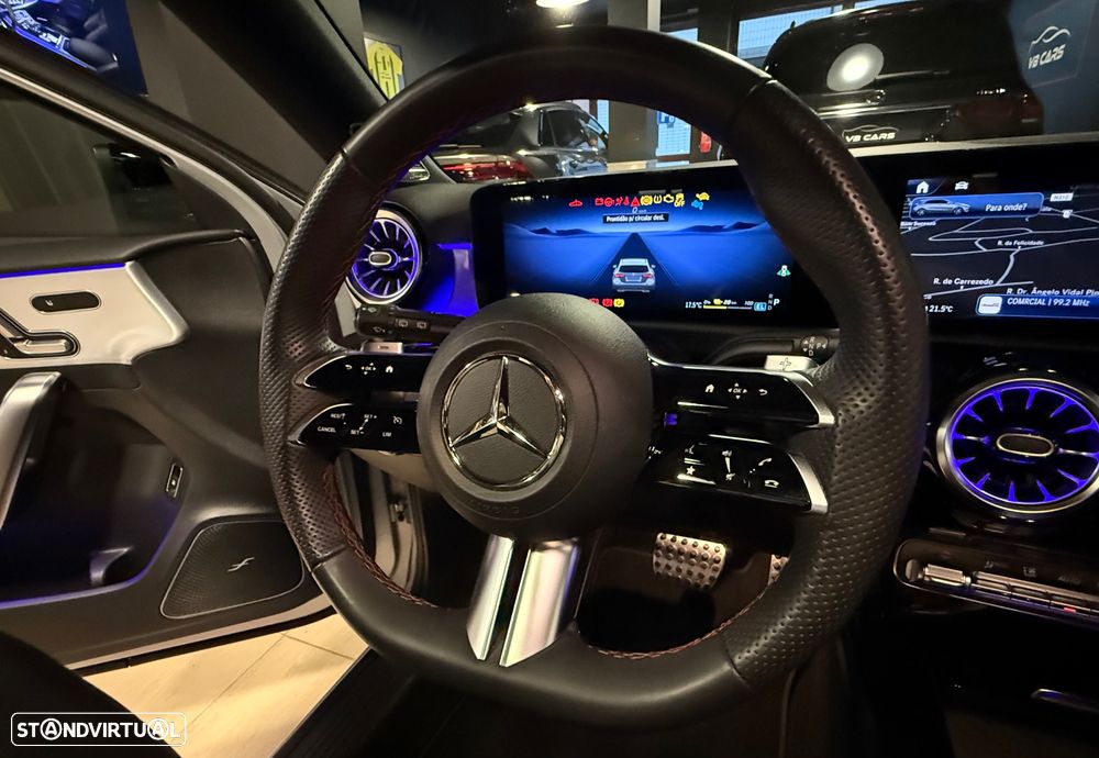 Mercedes-Benz A 250 e 8G-DCT AMG Line - 31