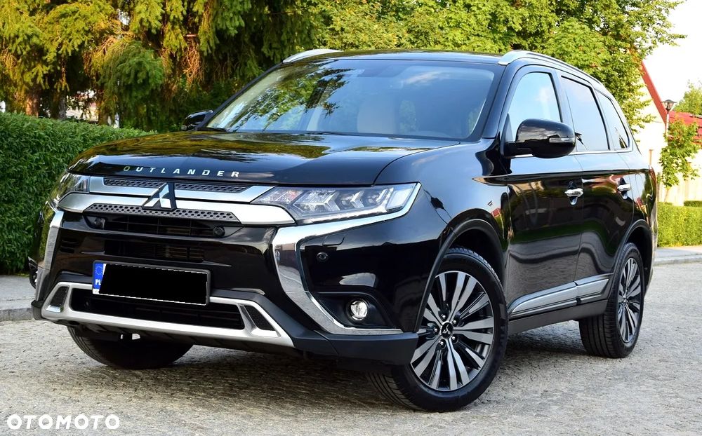 Mitsubishi Outlander - 20