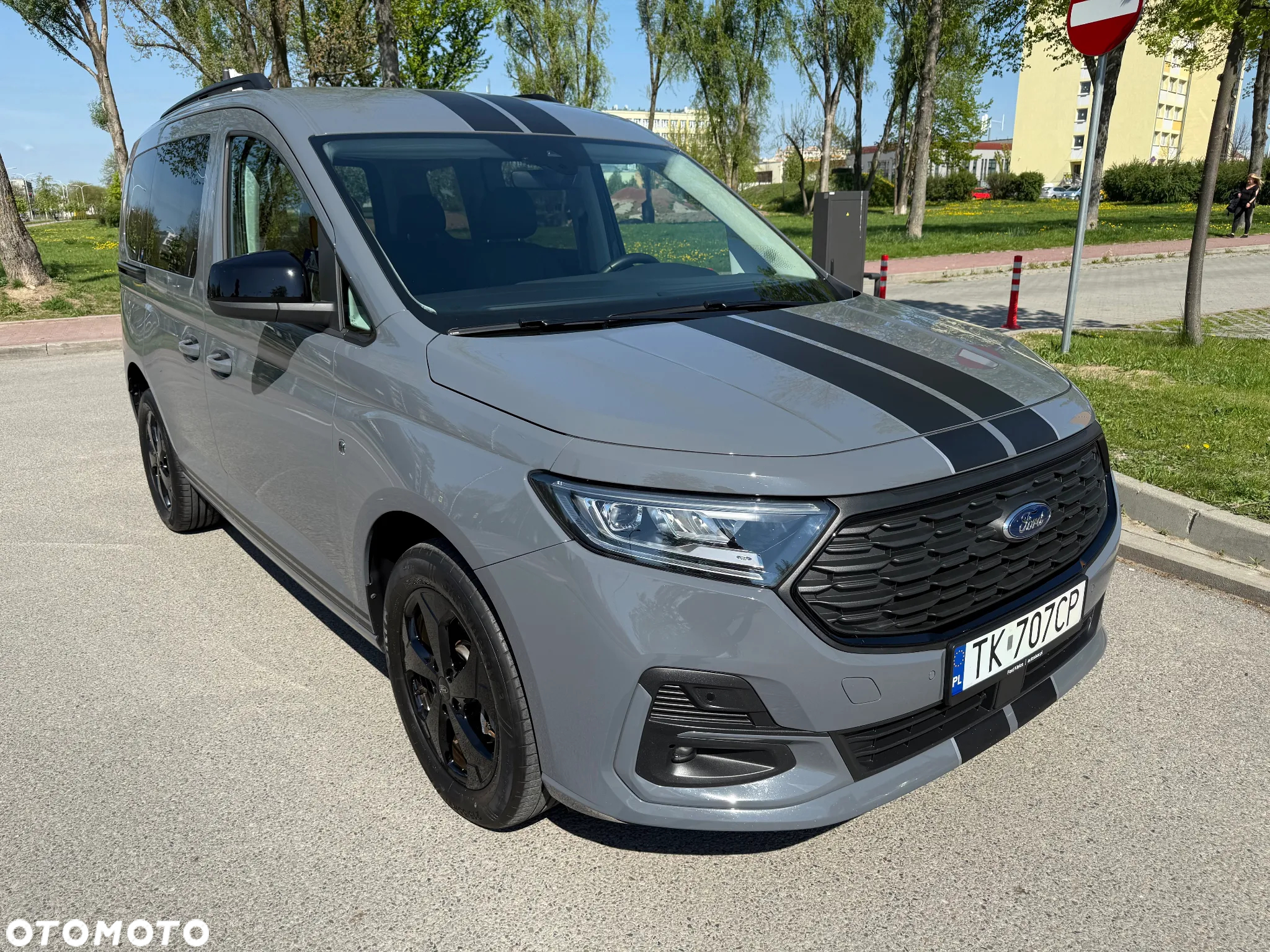 Ford Tourneo Connect - 2