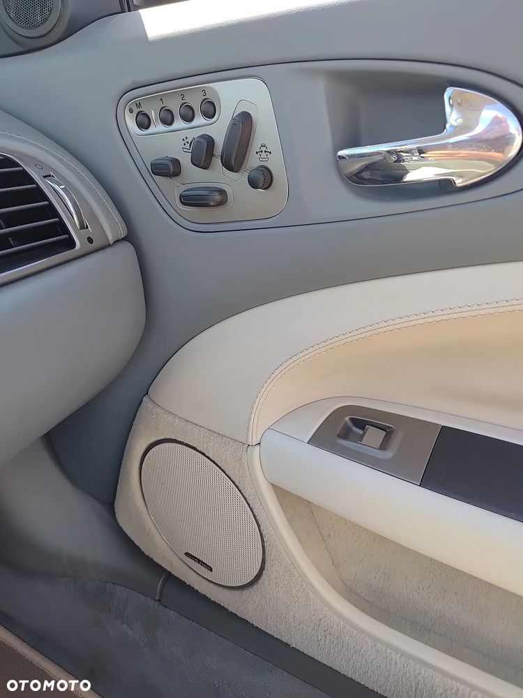 Jaguar XK 4.2 - 25