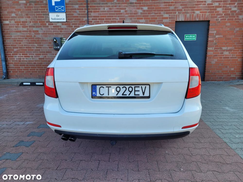 Skoda Superb 1.8 TSI Exclusive - 18