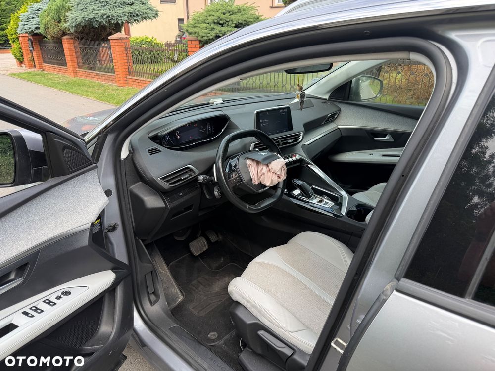 Peugeot 3008 BlueHDi 130 Stop & Start EAT8 Allure Pack - 10