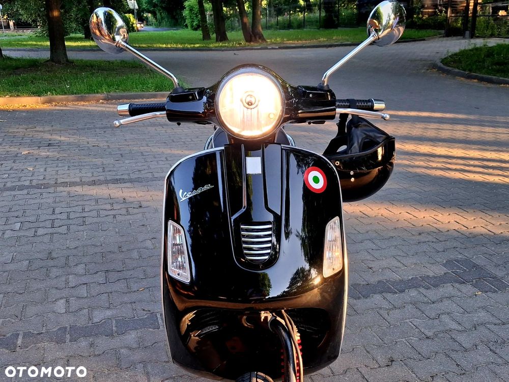 Vespa GTS - 3