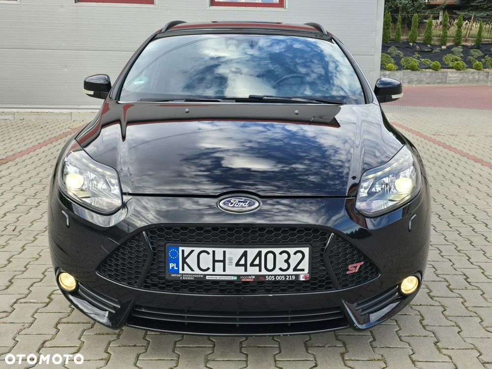Ford Focus 2.0 EcoBoost ST mit Leder-Sport-Paket - 14