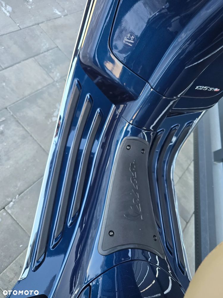 Vespa Primavera - 17