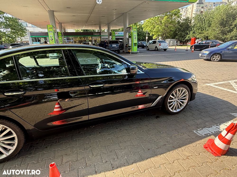 BMW Seria 5 530d xDrive Aut. Luxury Line - 18
