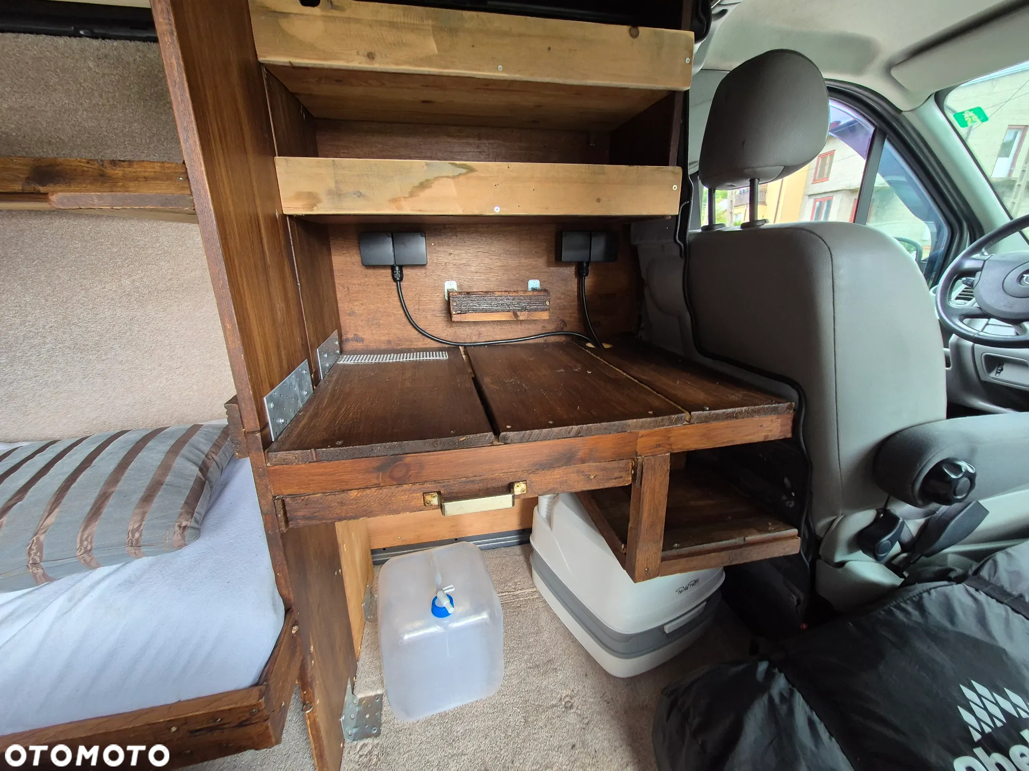 Opel Vivaro - 27
