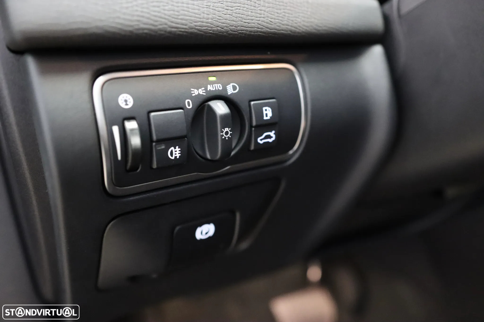 Volvo XC 60 2.0 D3 Summum Geartronic - 6