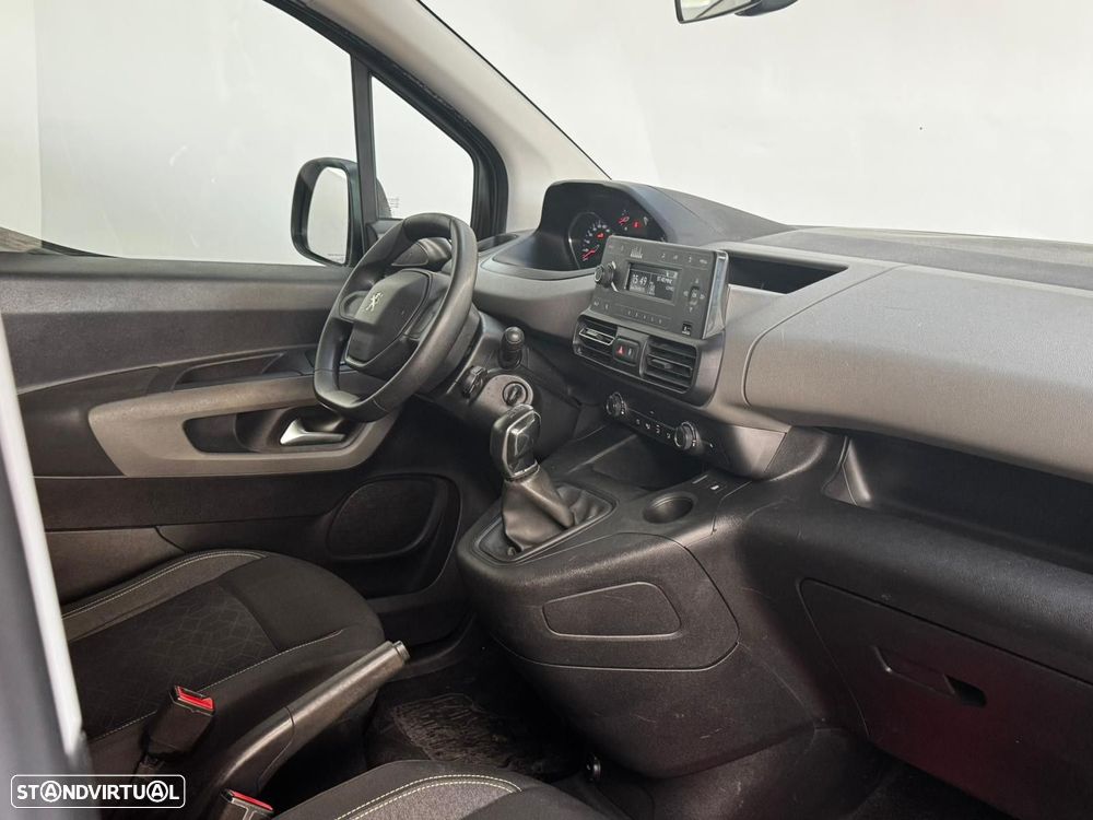 Peugeot Rifter 1.5 BlueHDi Active - 16