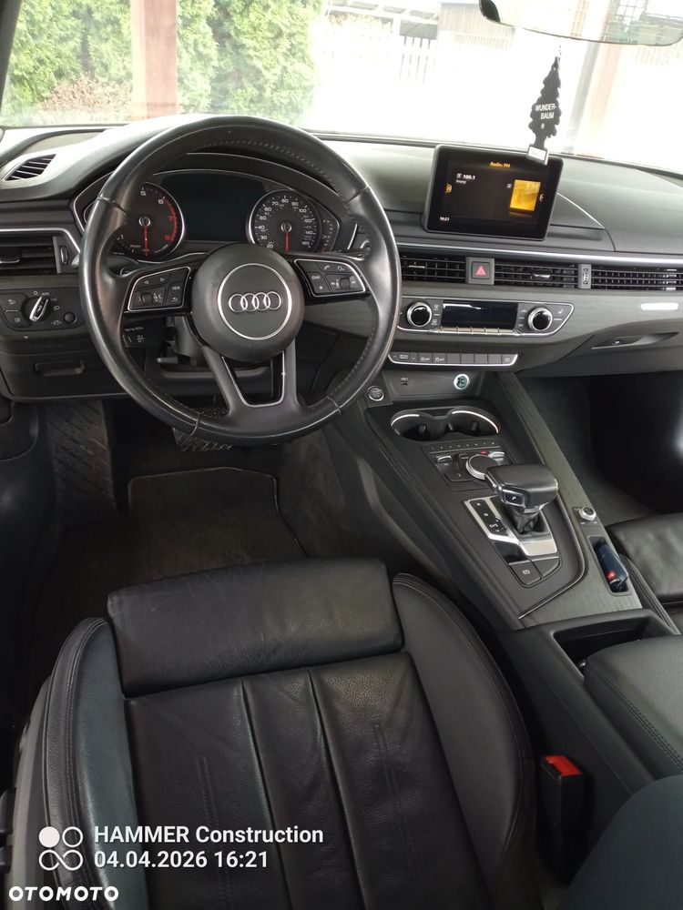 Audi A4 Limousine - 14