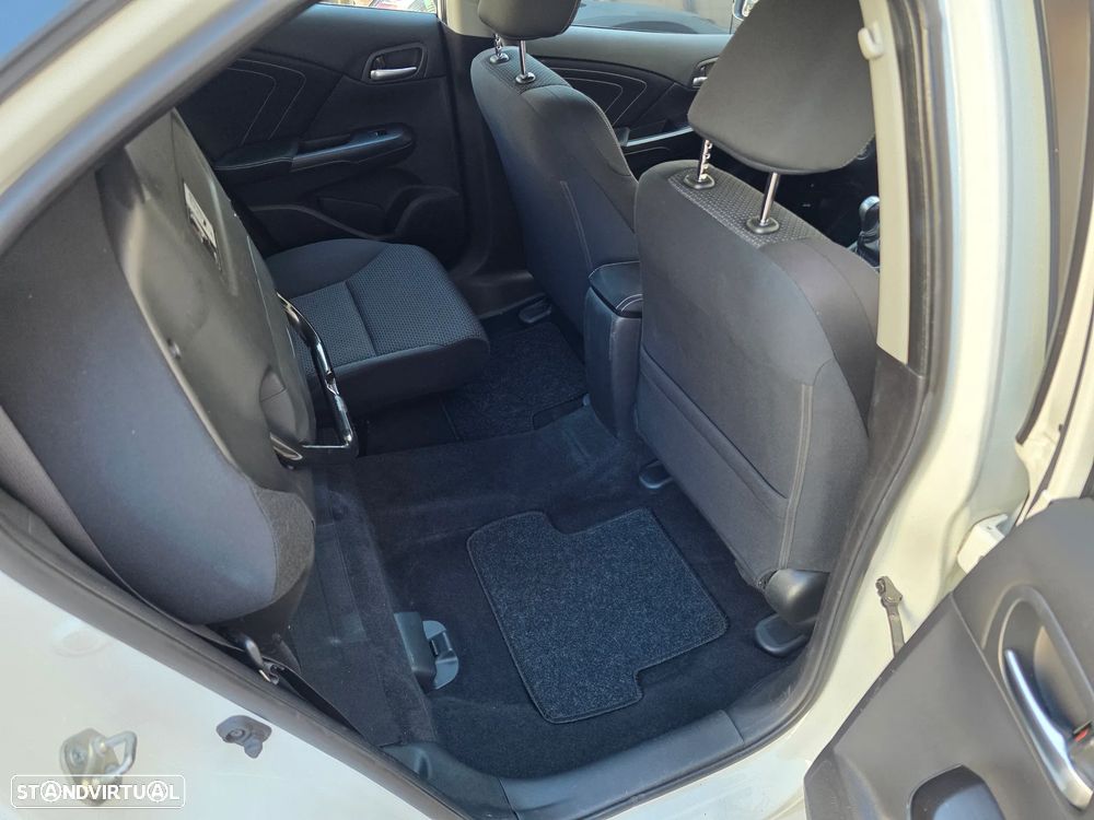 Honda Civic Tourer 1.6 i-DTEC Elegance Connect Navi - 60