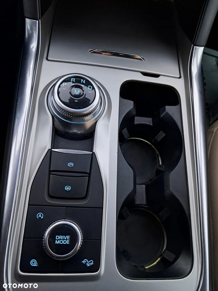 Ford Explorer - 33